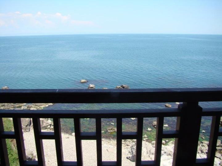 Deep Blue Guest House Sozopol Buitenkant foto